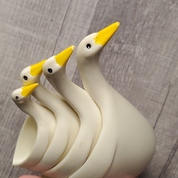 RARE Vintage Swan Geese Measuring Cups - Picture 1 of 5